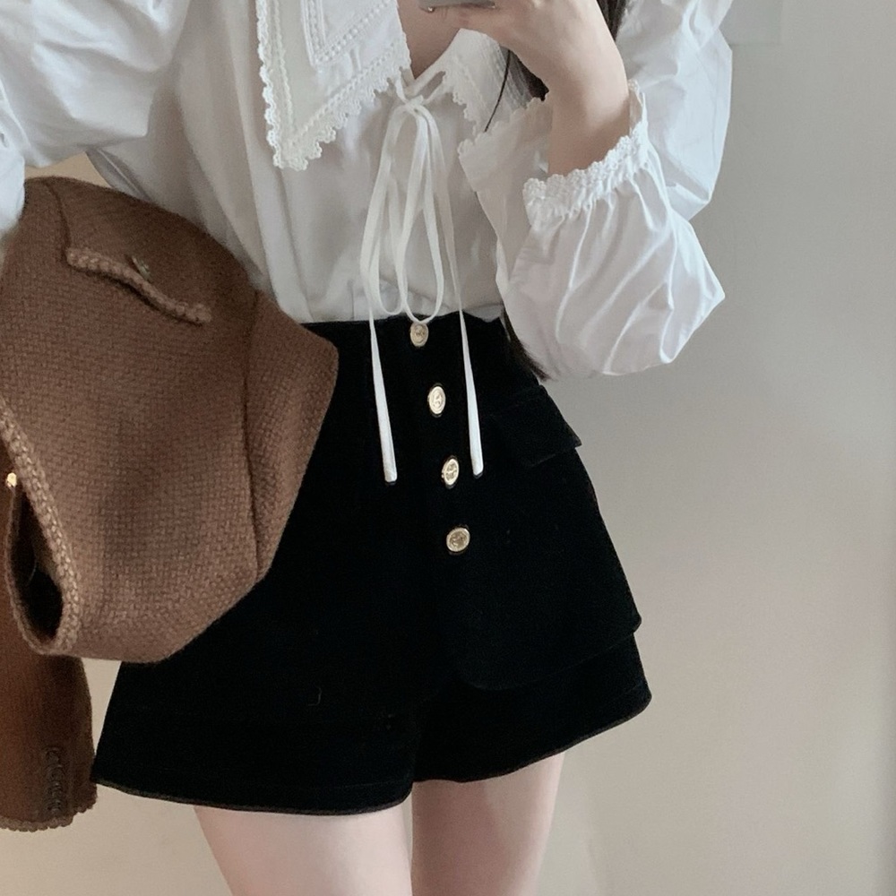 Korean Style Black Velvet Shorts size S